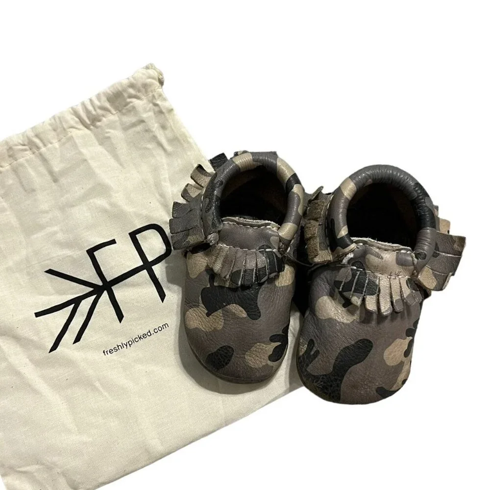 Freshly Picked Sz 3 Genuine Leather Grey Camouflage Moccasins